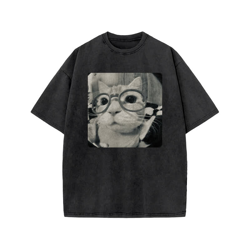Unisex 100% Cotton Cute Cat Staring At You Print Acid Washed T-shirt