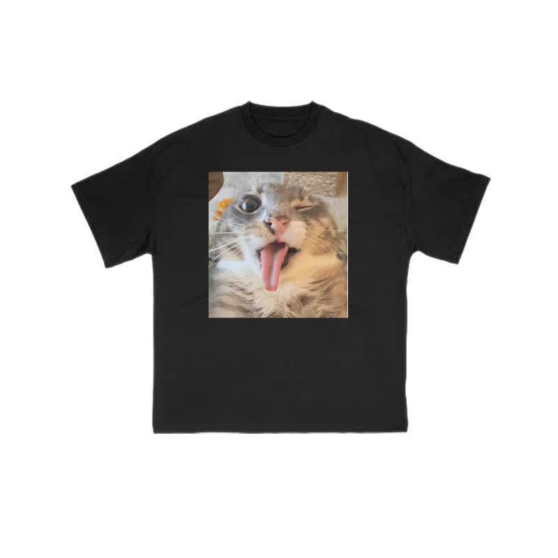 Unisex A Ghost-faced Cat That Can Take Selfies Print T-shirt